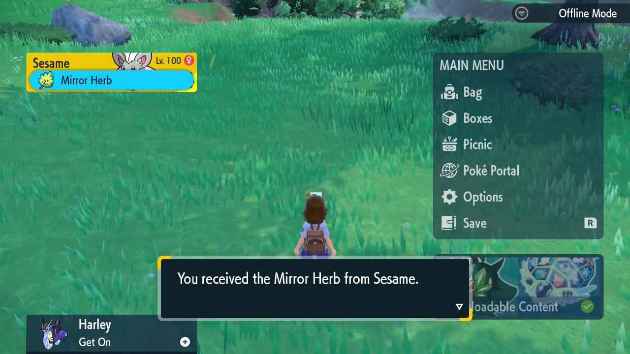 The player's current party menu. A confirmation message states that the player has removed the Mirror Herb from Cinccino.